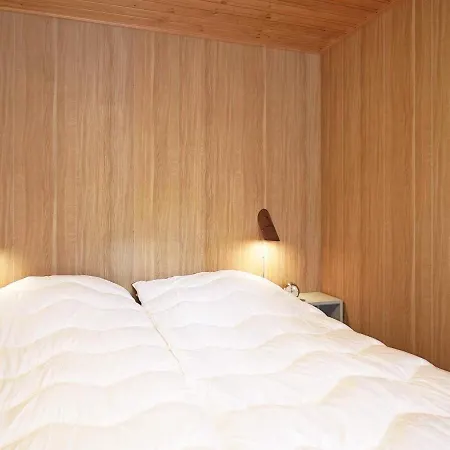 Prázdninový dům 4 Person In Aakirkeby-by Traum Åkirkeby