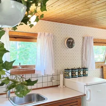 4 Person In Aakirkeby-by Traum * Åkirkeby